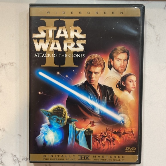 Star Wars DVD Collection in Black featuring Iconic Artwork and Sci-Fi Adventure - Picture 3 of 7